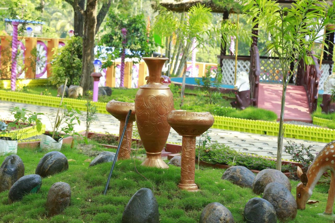 Spice Mount Heritage Resort Kattappana Esterno foto